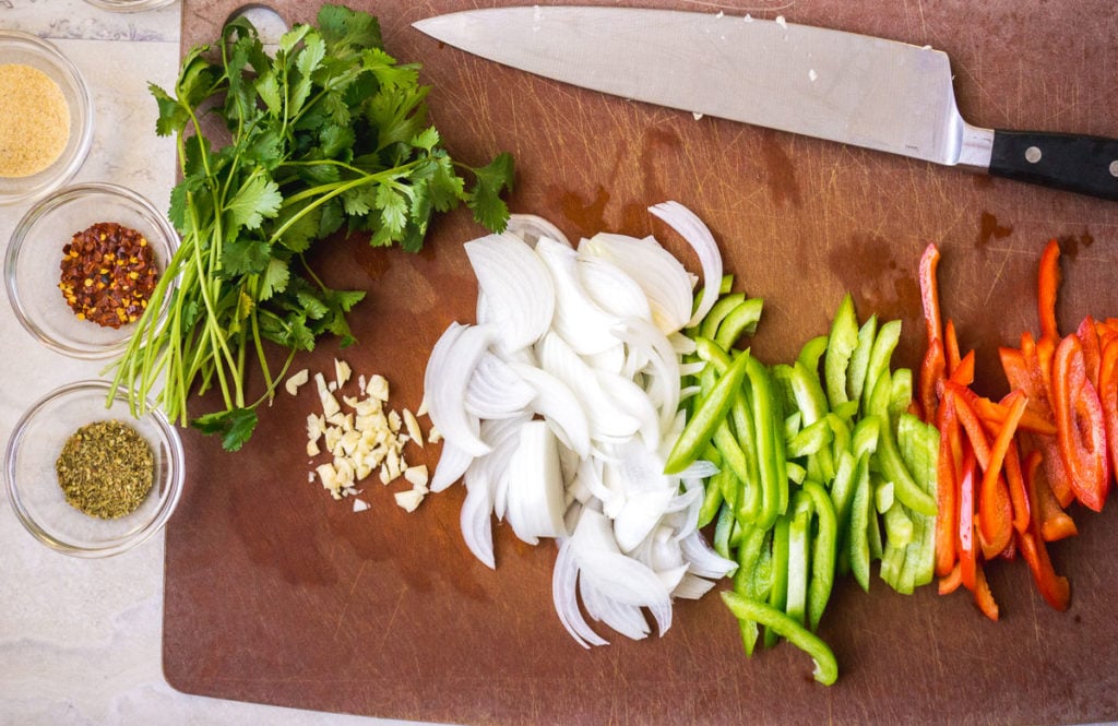 Keto chicken fajita ingredients.