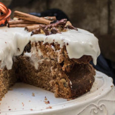 Featured post image for article on keto carrot cake