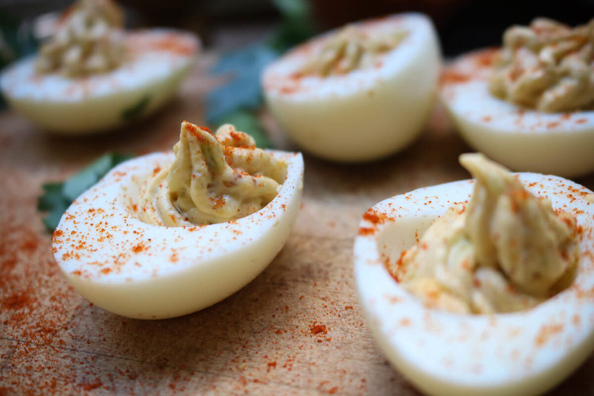 Featured image for recipe on low carb deviled eggs