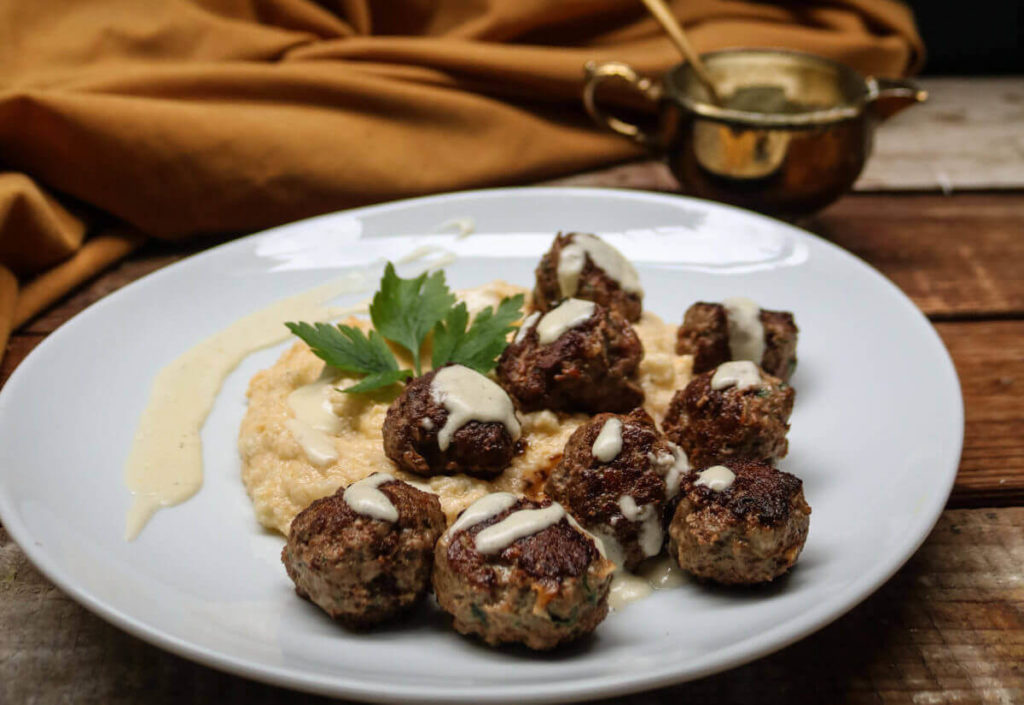 Step 5 – serve the keto meatballs with cauliflower mash warm