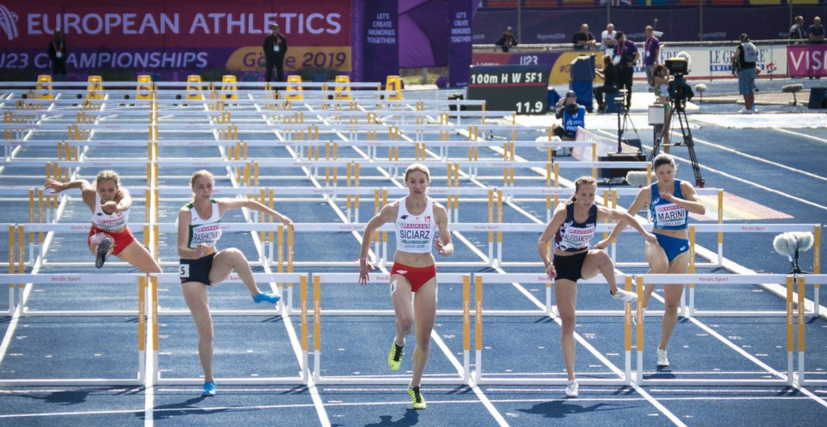 athletes running a race