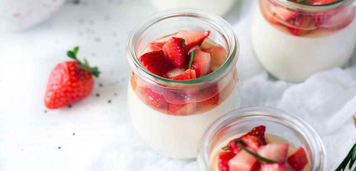 delicious snack with fresh strawberries