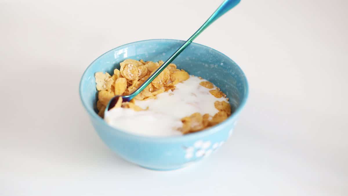 a mix of cereal and yogurt