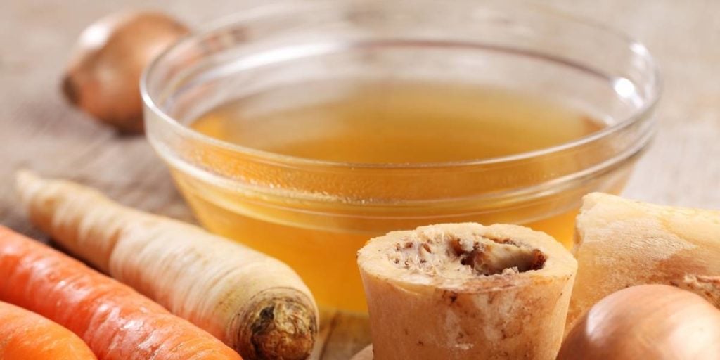 featured image for article on bone broth collagen