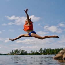 featured image for article on best supplements for summer